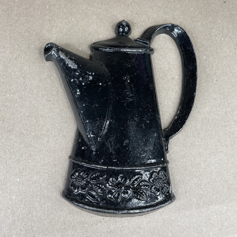 Sexton USA 502 Water Pitcher Black Cast Aluminum Wall Plaque